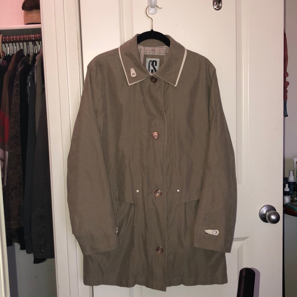 Size medium tan light weight faux suede parka